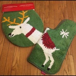 Christmas - Wondershop bath rug & standard lid cover set